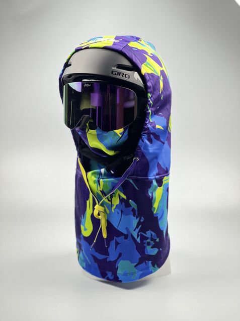 Breeze Kukla - HELMET ON